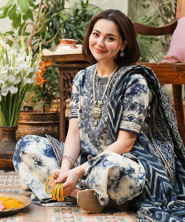 3PC-Printed Lawn Shirt With Voile Printed Chiffon Dupatta-1542
