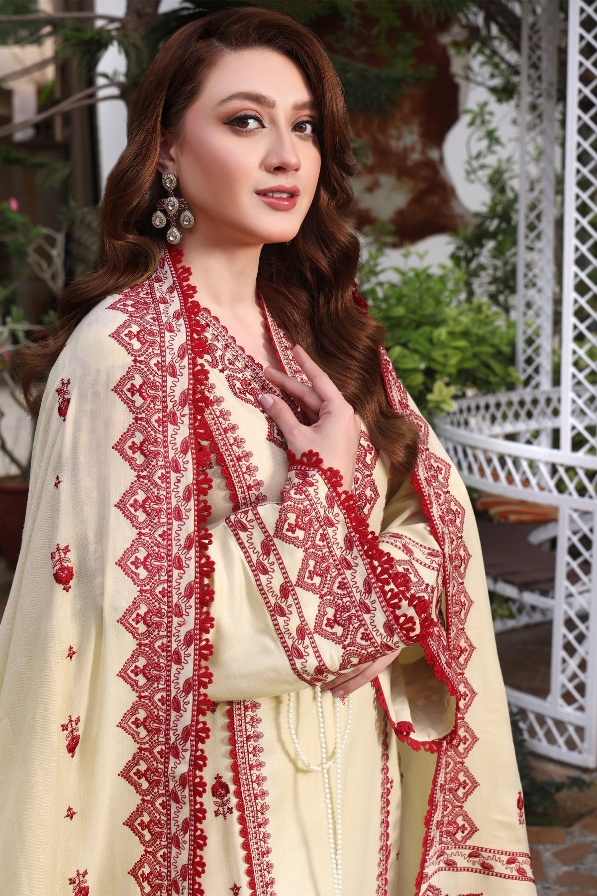 3PC UNSTITCH DHANAK EMBROIDERED SHIRT WITH EMBROIDERED SHAWL & TROUSER- 672