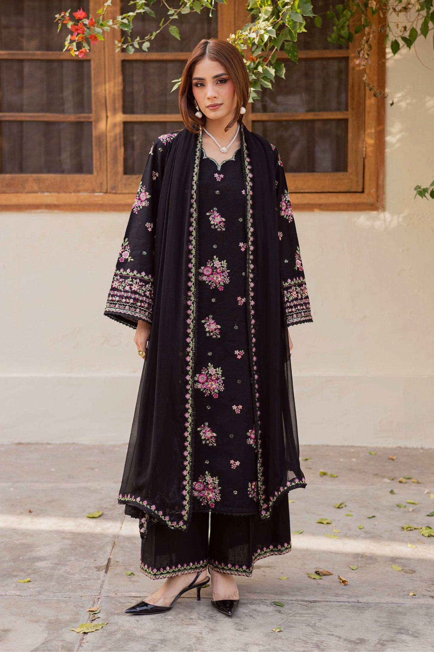 3PC UNSTITCH LAWN EMB SHIRT WITH CHIFFON EMB DUPATTA AND EMB TROUSER 719