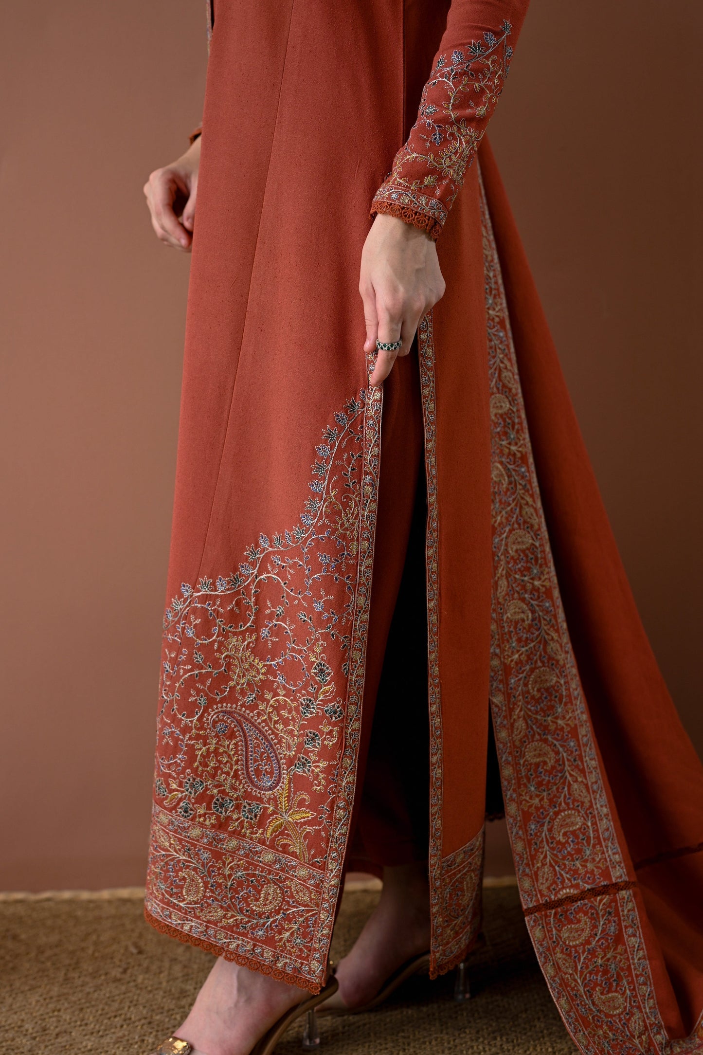 3PC UNSTITCH DHANAK EMBROIDERED SHIRT WITH DHANAK EMBROIDERED SHAWL AND TROUSER- 679