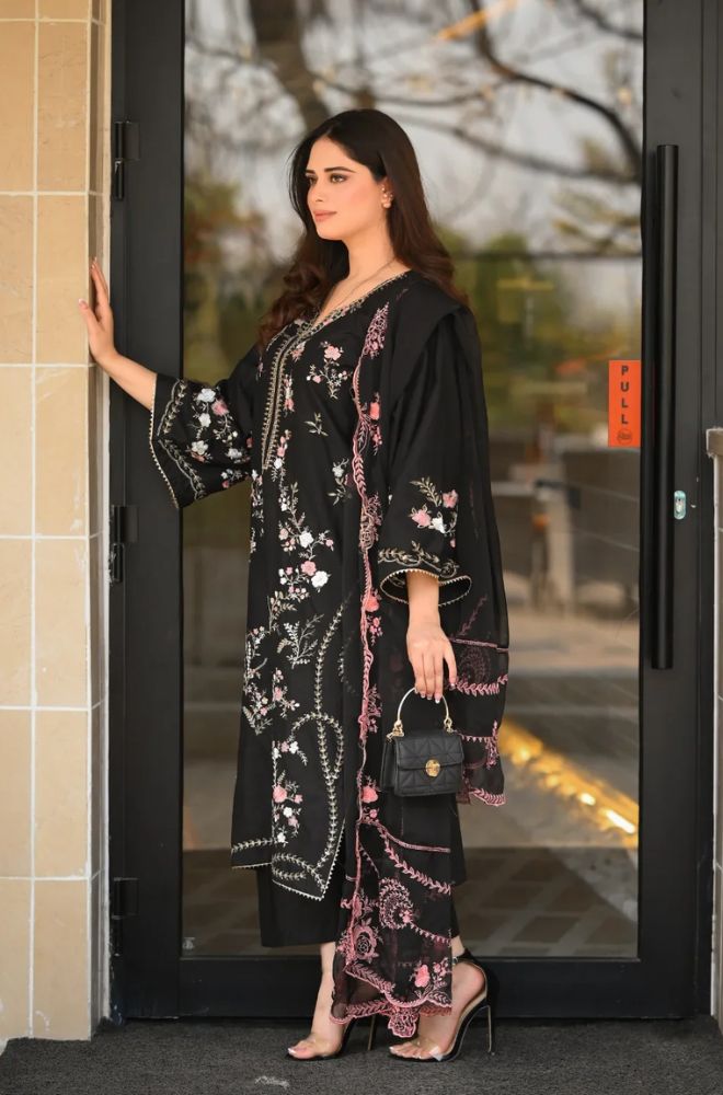 Summer Unstitch 3Piece Lawn Embroidered Suit-731